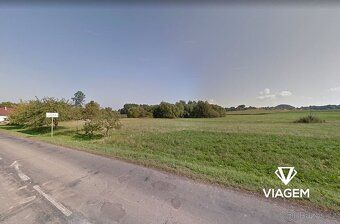 Nabízíme Vám ke koupi pozemek v katastrálním území Louka u V