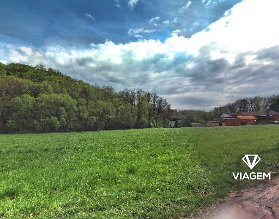 Nabízíme Vám ke koupi pozemek v katastrálním území Lubojaty,