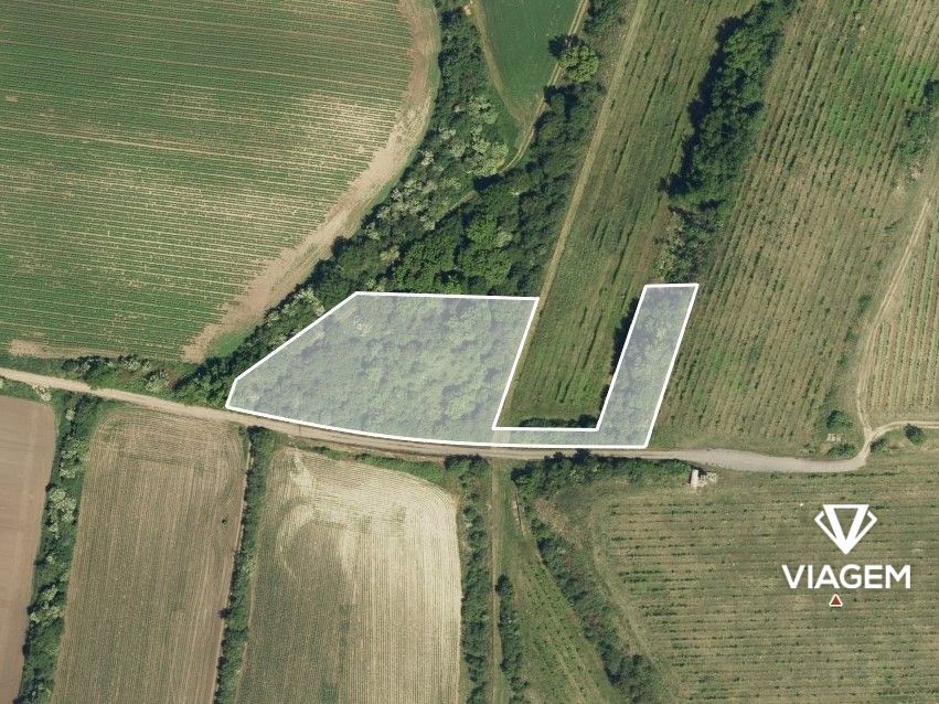 V exkluzivním zastoupení majitele nabízíme pozemky o výměře 