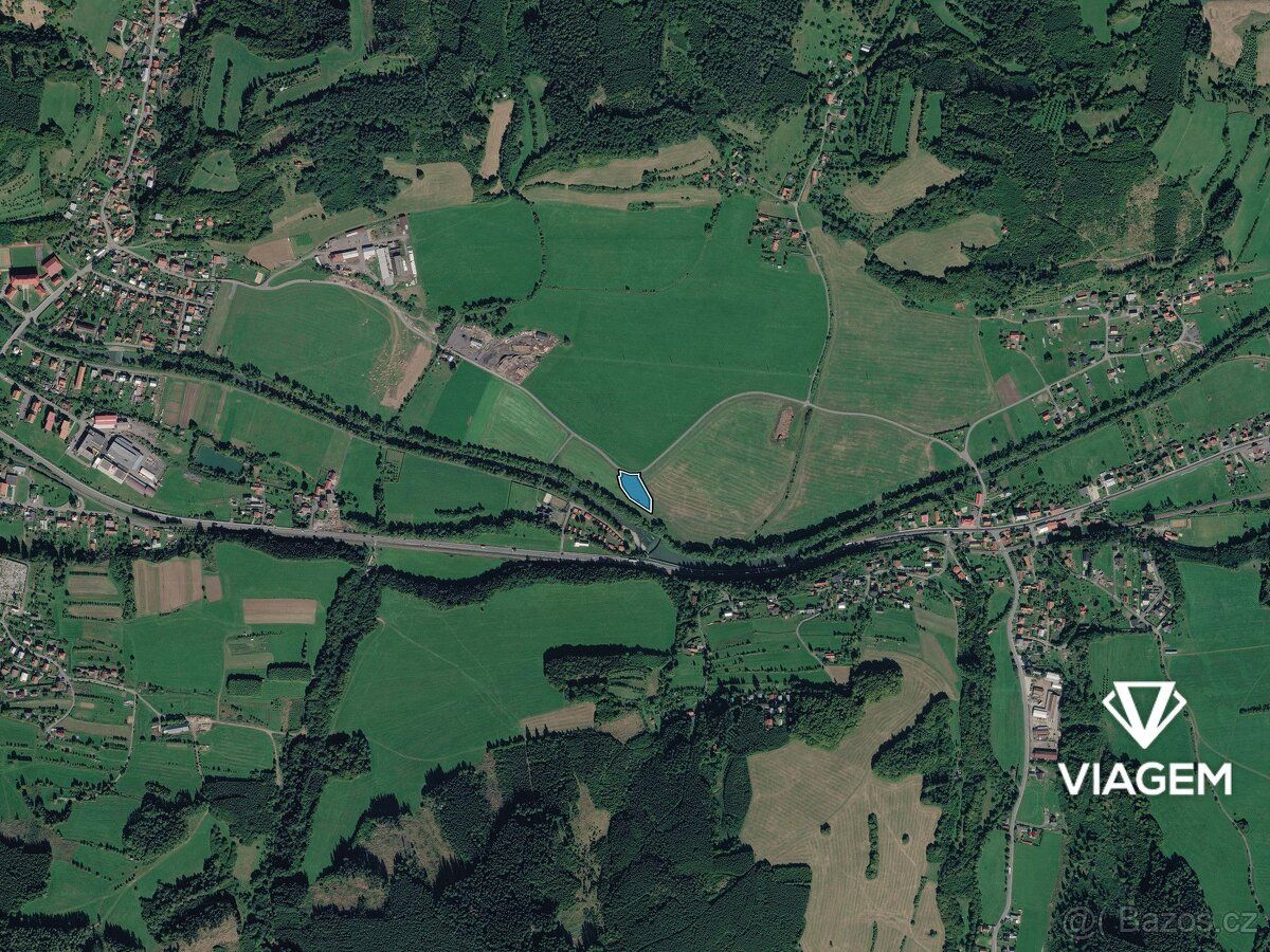 Nabízíme ornou půdu v katastrálním území Hovězí, okres Vsetí