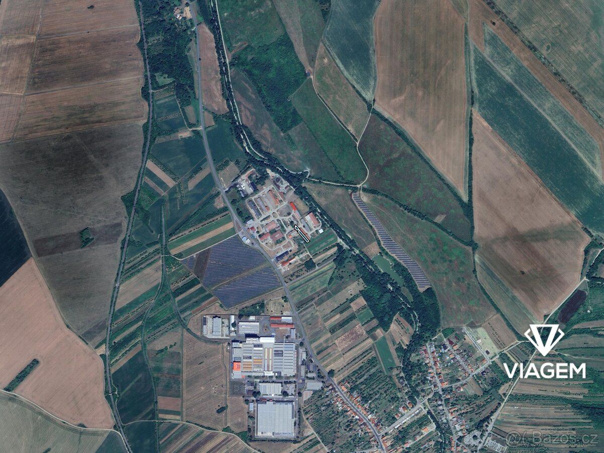Prodej podílu na pozemcích – Velká nad Veličkou, okres Hodon