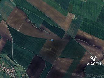 - parc. č. 296 - výměra 6701 m²
Pro komunikaci si prosím při