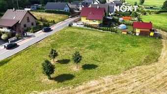 Nabízím k prodeji stavební pozemek o výměře 1127 m² v obci R