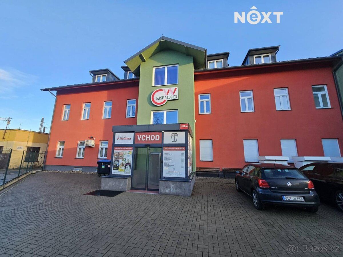 Zprostředkujeme Vám pronájem kanceláře o velikosti 12m2 v pa