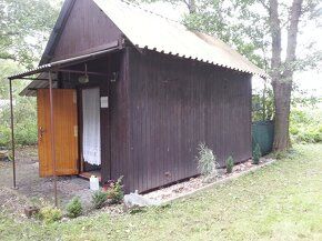 Pronájem rekreační chata u jezera v Úštěku. Nabízím pronájem