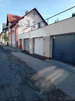 Garáž na prodej v ulici " V Luzích ", Jablonec nad Nisou. Na