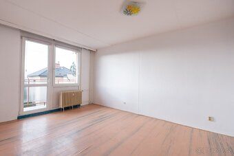 Nabízím k prodeji světlý byt, v osobním vlastnictví, o dispo
