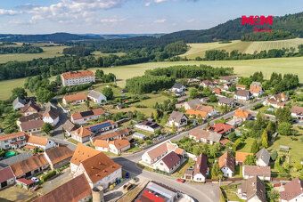 Prodej samostatného rodinného domu v klidné části malebné po