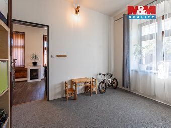 Nabízíme Vám ke koupi světlý byt 3+kk o velikosti 57 m² nach