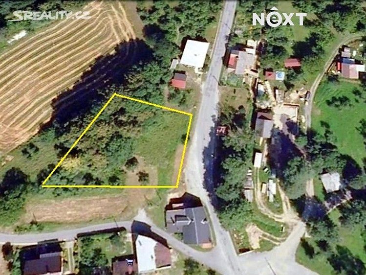 Prodej zatravněného pozemku v zastavěném území obce Velké Ku