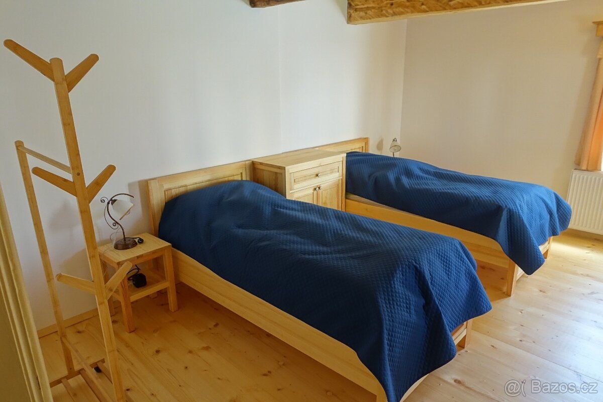 Pronajmu Roubenku-užitná plocha 72 m2 plus 12 m2 sklep. K to