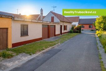 RODINNÝ DŮM 3+1 SE 2 GARÁŽEMI, ZAHRADOU A MOŽNOSTÍ PODNIKÁNÍ