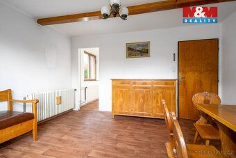Nabízíme k prodeji rekreační chatu o užitné ploše přibližně 