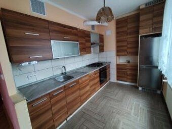 Nabízím pronájem bytu 1+1+L 43m2 Slunný byt. Nájemné 6tis. +