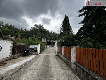 Nabízíme pronájem vybavené truhlárny v Areálu Nábytek Paul -