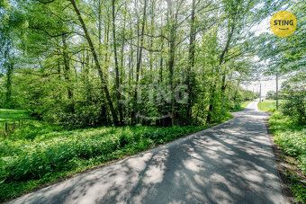 Nabízíme k prodeji pozemek o výměře 2 329 m² v katastrálním 