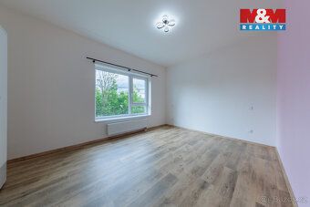Nabízíme Vám k dlouhodobému pronájmu moderní byt 3+kk o celk