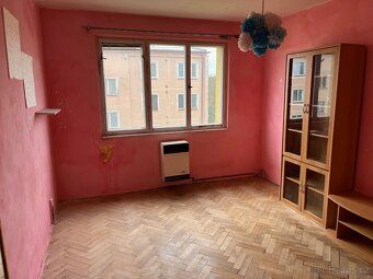 Prodám byt v obci Kosmová- Toužim, 2+1,56 m2, topení Waf, l.