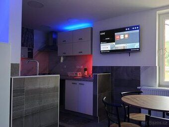 Nabízíme pronájem krásných, moderně zařízených pokojů pro 2 