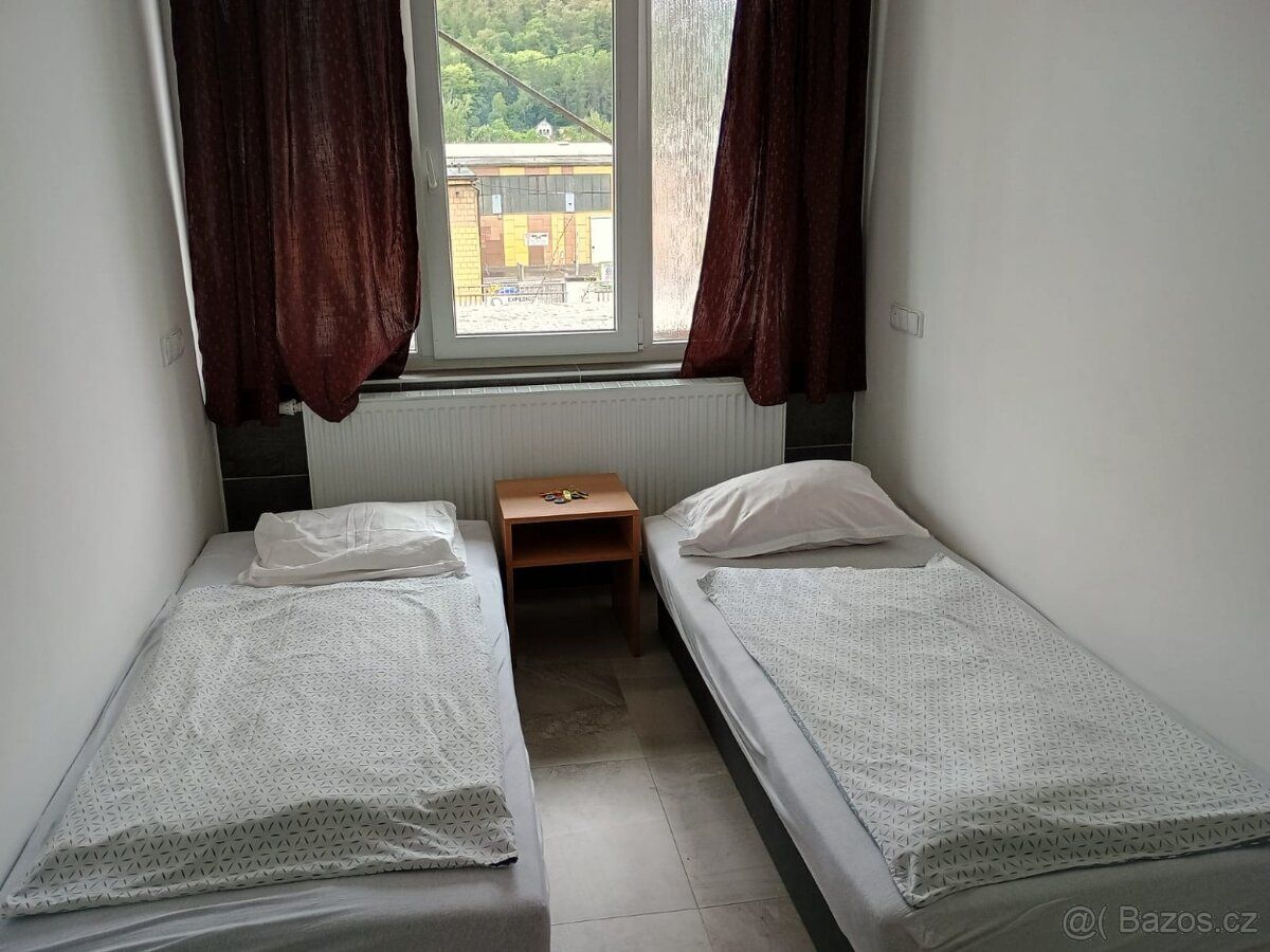 Nabízíme pronájem krásných, moderně zařízených pokojů pro 2 