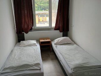 Nabízíme pronájem krásných, moderně zařízených pokojů pro 2 