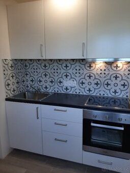 Samostatný pokoj P4 Háje, ul. Krajanská FS00140W Pokoj 24m2,
