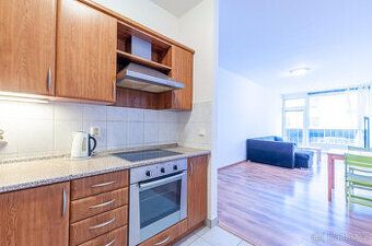 Samostatný pokoj P4 Háje, ul. Krajanská FS00140W Pokoj 24m2,