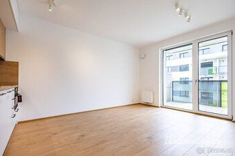 Samostatný pokoj P4 Háje, ul. Krajanská FS00140W Pokoj 24m2,