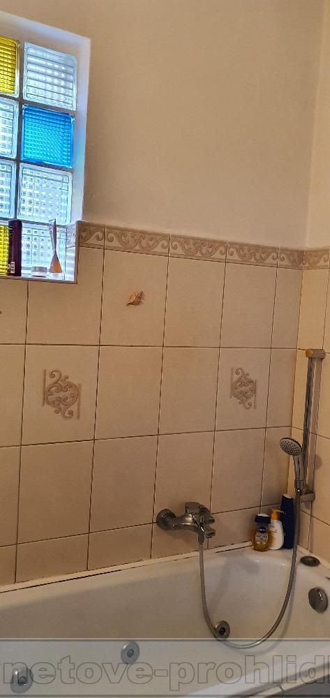 Samostatný pokoj P16 Radotín, ul. Na Vindyšova FS00146X Poko
