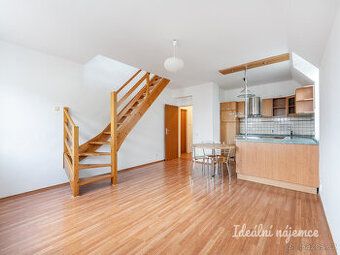 Samostatný pokoj P16 Radotín, ul. Na Vindyšova FS00146X Poko