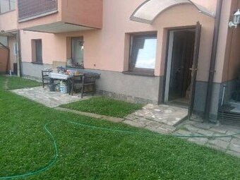 Samostatný pokoj P16 Radotín, ul. Na Vindyšova FS00146X Poko