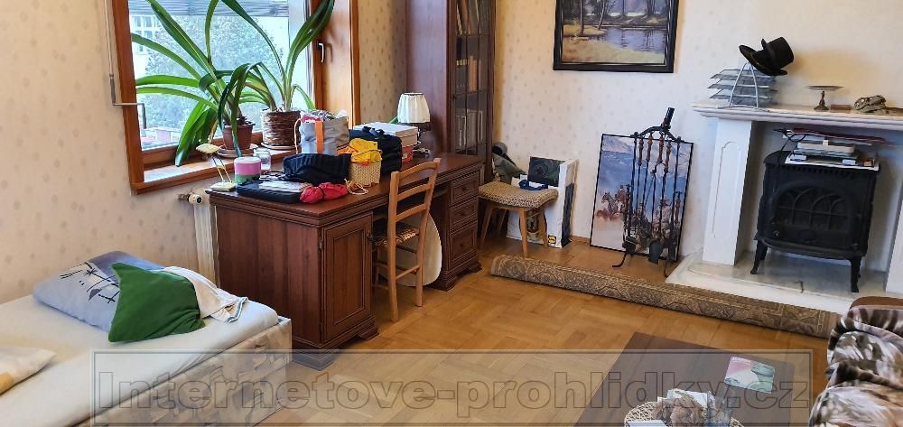Samostatný pokoj P16 Radotín, ul. Na Vindyšova FS00146X Poko