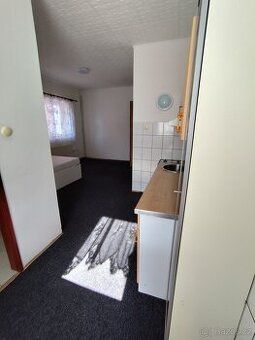 Samostatný pokoj Liberec, ul. Křížova DK00103Y 17m2, pokoj p