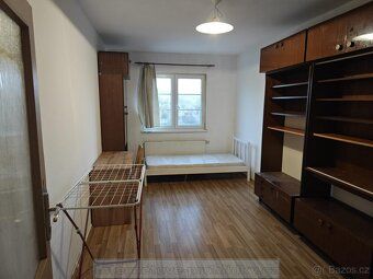 Samostatný pokoj Liberec, ul. Křížova DK00103Y 17m2, pokoj p