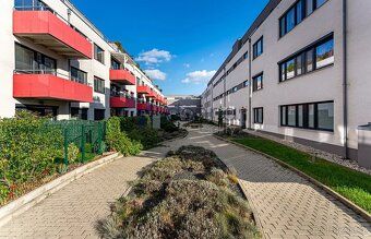 Nabízíme pronájem moderního bytu 1+kk, o ploše 32m² + balkon