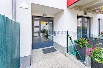 Nabízíme pronájem moderního bytu 1+kk, o ploše 32m² + balkon