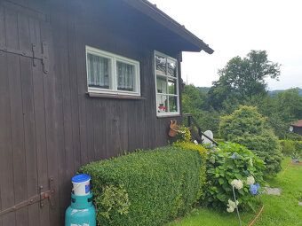 Prodej domu v Kryštofově Údolí. Rekreační zděný dům, vystavě
