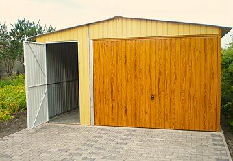 Parametry: Typ střechy-sedlová střecha Typ vrat-výklopná vra