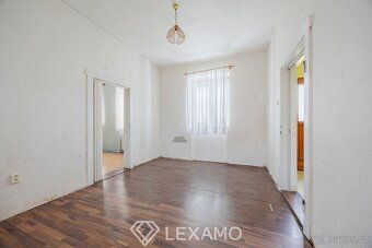Ev.č. 00370 Rodinný dům s hospodářskými budovami a pozemkem 