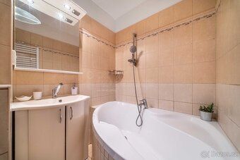Nabízíme k prodeji byt o dispozici 3 + 1, nacházející se na 