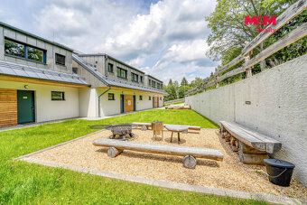 Nabízíme k prodeji exkluzivní plně zařízený apartmán o dispo