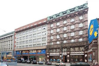 Nabízíme k pronájmu zařízenou restauraci poblíž Staroměstské