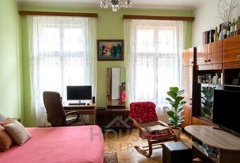 Ev.č. 01524 V zastoupení majitele nabízíme k prodeji prostor
