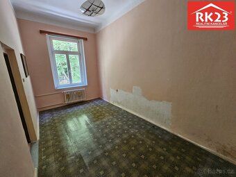 Ev.č. 02030 Prodej prostorného bytu 2+1 s balkonem ve velmi 