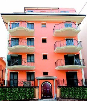 Nabízíme pronájem pěkných apartmánů v San Benedetto del Tron