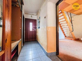 Nabízíme k prodeji rodinný dům o dispozici 4+1. Velkou výhod