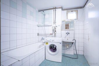 Nabízíme Vám k prodeji velmi pěkný rodinný dům o dispozici 3
