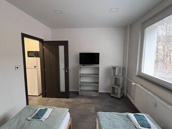 Nabízíme pronájem bytu 2+1, upraveného vkusnou rekonstrukcí 