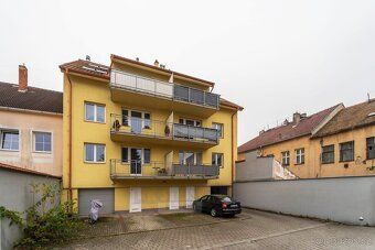 Nabízíme parkovací stání o velikosti 14 m², které se nachází