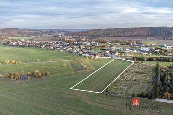 Prodej, pozemky/bydlení, 5113 m2, Tmaň, Beroun [ID 85633]
Na